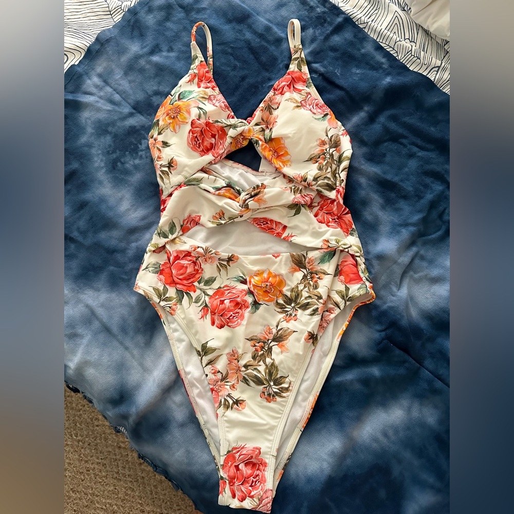 Cupshe Floral One Piece Swimsuit - Cream and Red